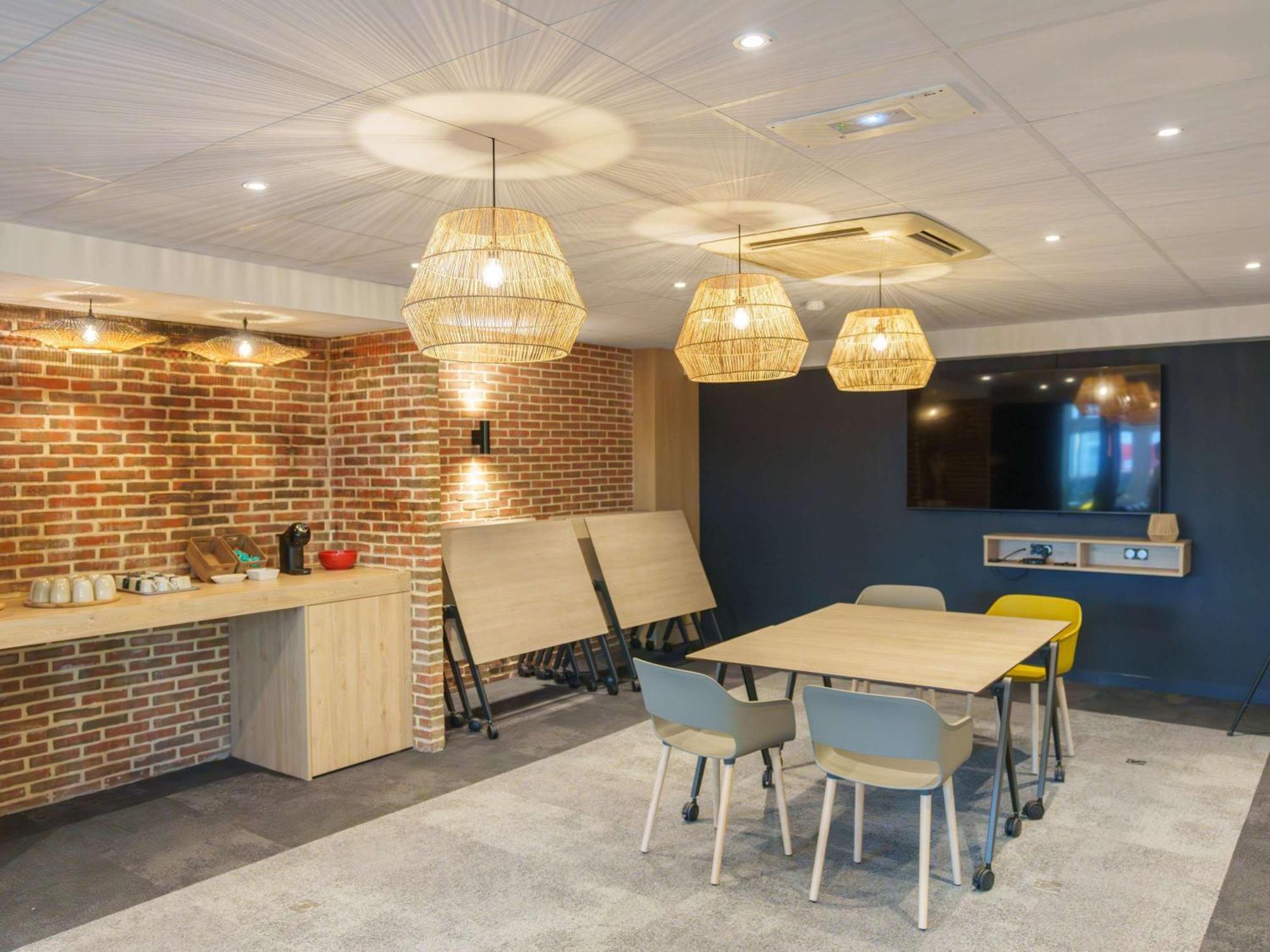 Ibis Laon Hotel Ngoại thất bức ảnh